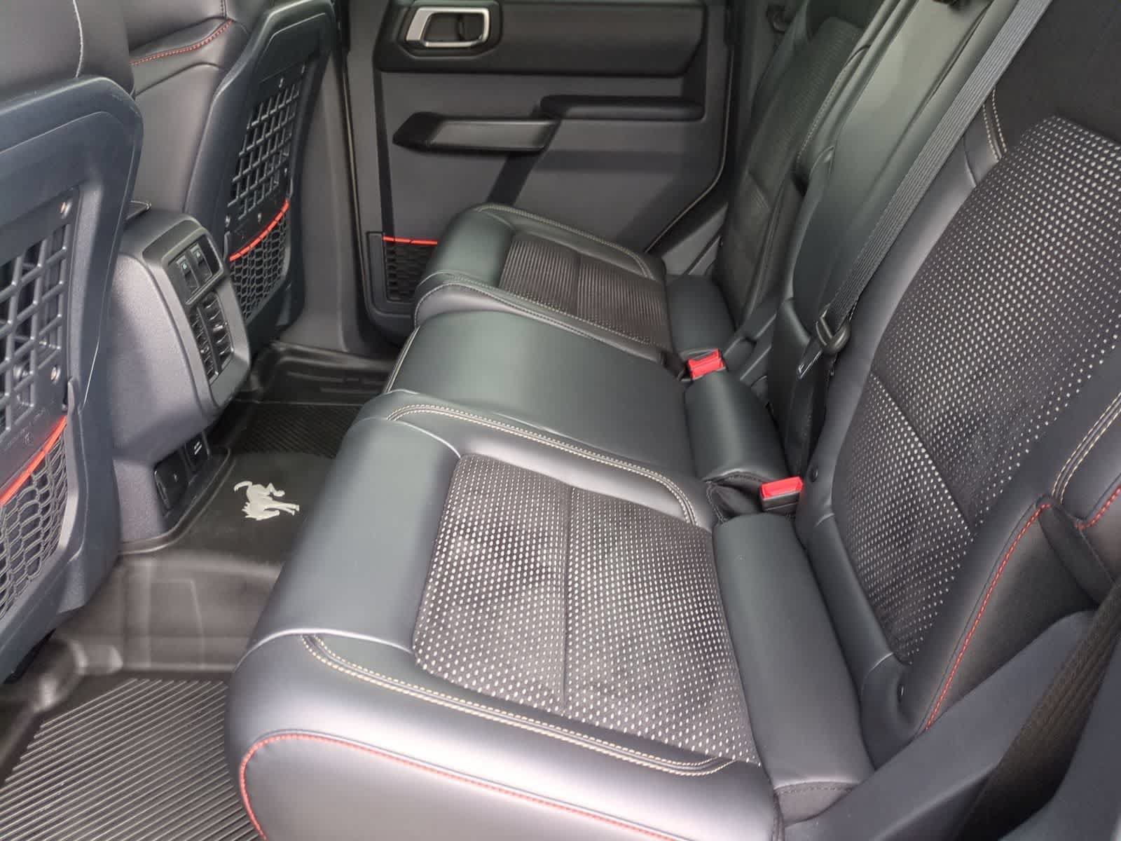 Used 2025 Ford Bronco Raptor w/ Interior Carbon Fiber Pack AWD/4WD image 19