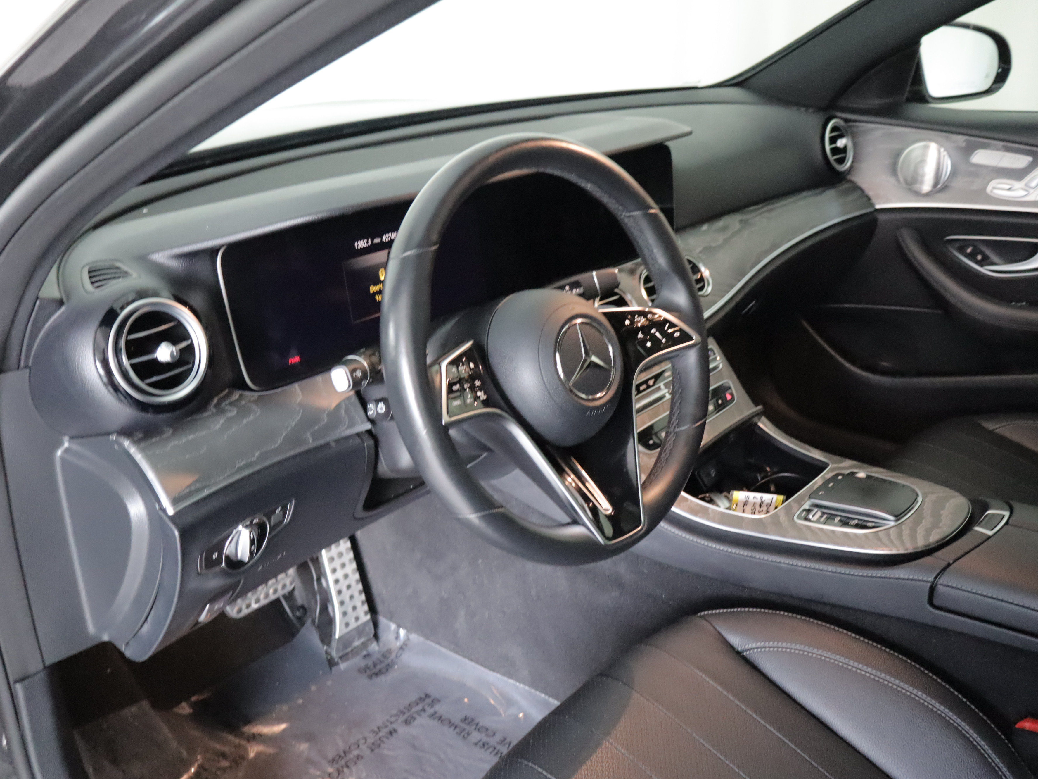Used 2023 Mercedes-Benz E 450 4MATIC All-Terrain Wagon image 11