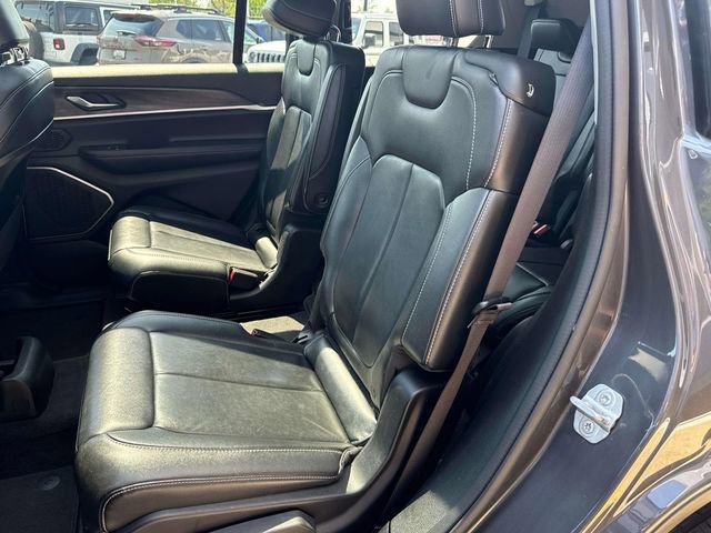 Used 2022 Jeep Grand Cherokee L Limited AWD/4WD image 19
