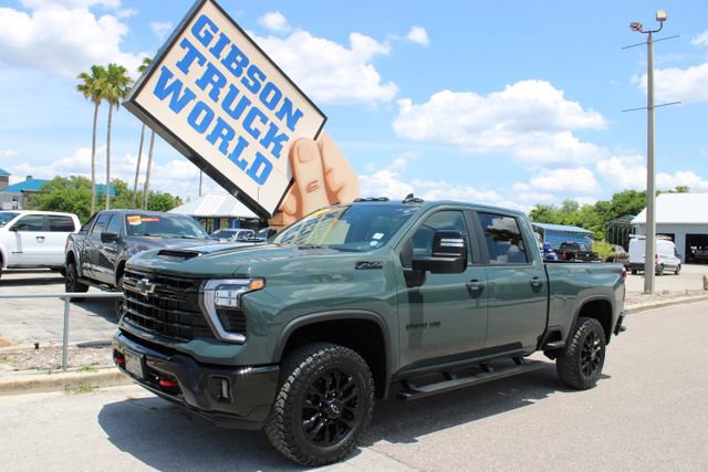 Used 2025 Chevrolet Silverado 2500 LT w/ Trail Boss Package AWD/4WD image 1