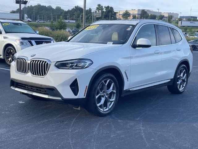 Used 2023 BMW X3 xDrive30i w/ Convenience Package AWD/4WD image 3