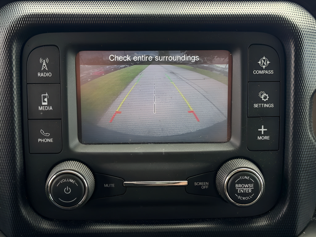 Used 2018 Jeep Wrangler Unlimited Sport S AWD/4WD image 26