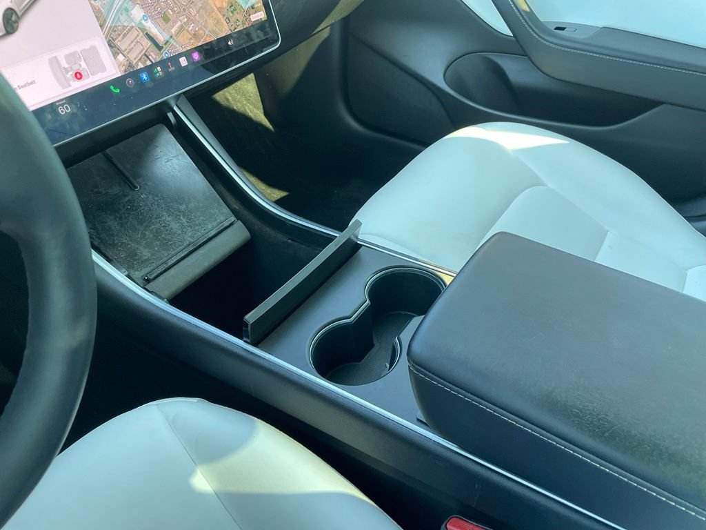 Used 2020 Tesla Model 3 Standard Range RWD image 19