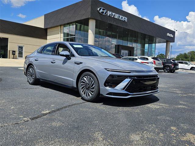 New 2025 Hyundai Sonata SEL