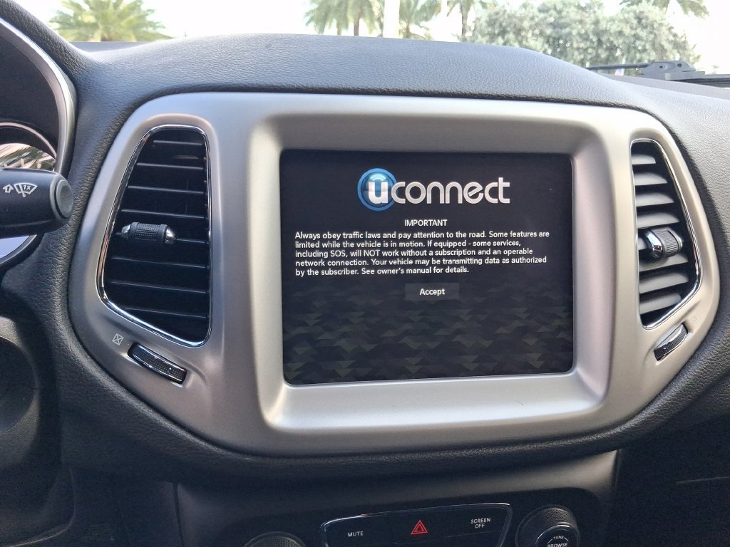 Used 2021 Jeep Compass Latitude FWD image 20