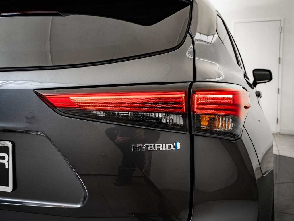 Used 2023 Toyota Highlander Platinum image 9
