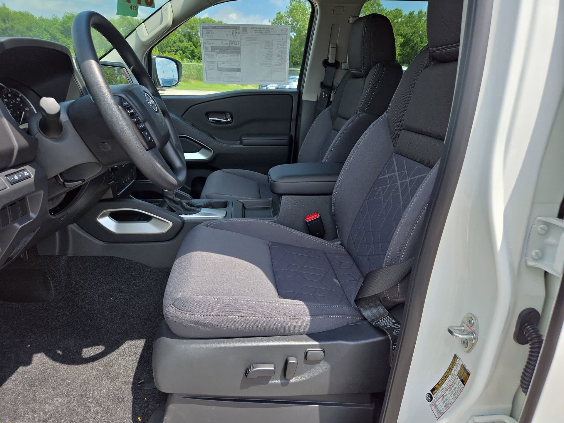 New 2025 Nissan Frontier SV AWD/4WD image 10