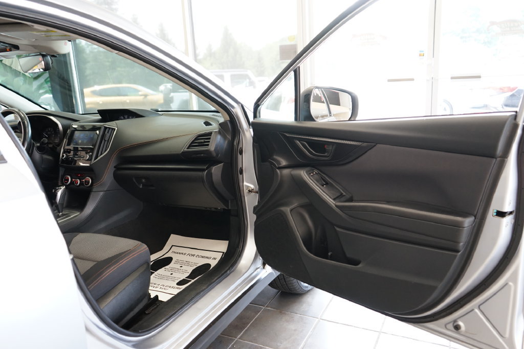 Used 2021 Subaru Crosstrek 2.0i Premium w/ Moonroof Package AWD/4WD image 39