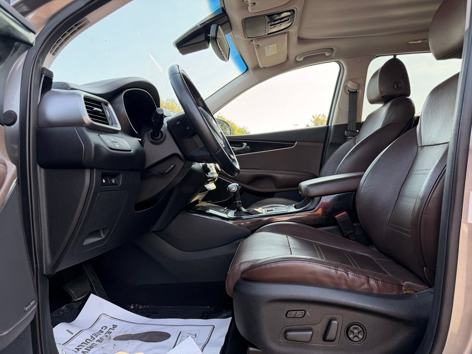 Used 2019 Kia Sorento SX FWD image 15