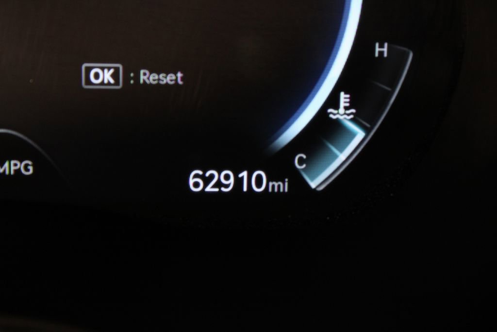 Used 2023 Genesis GV80 2.5T w/ Prestige 20" Package image 28