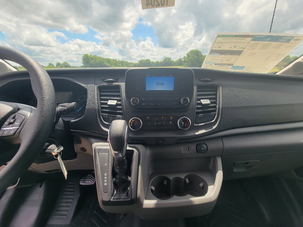 New 2025 Ford Transit 250 148 Medium Roof image 22