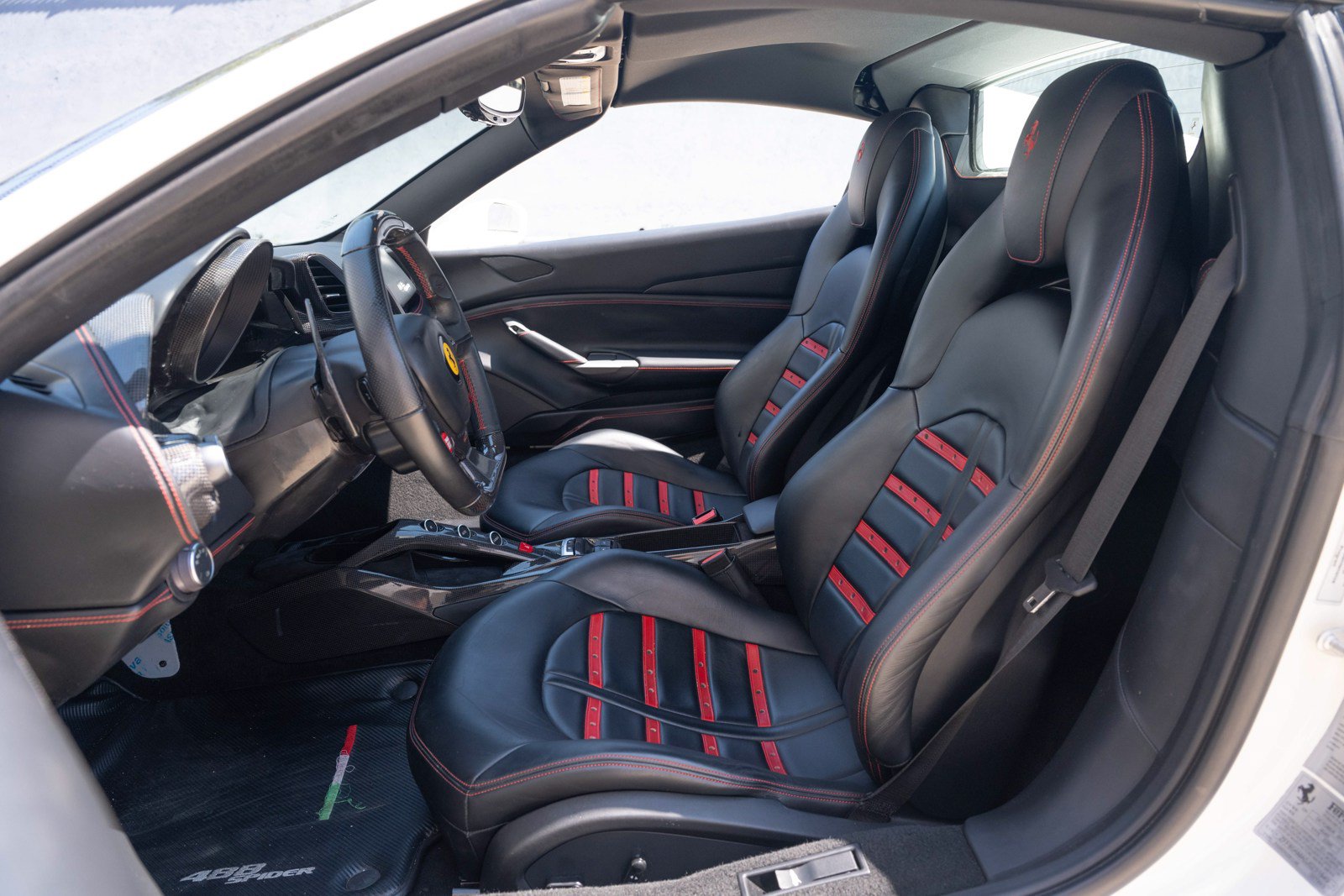 Used 2018 Ferrari 488 Spider RWD image 30