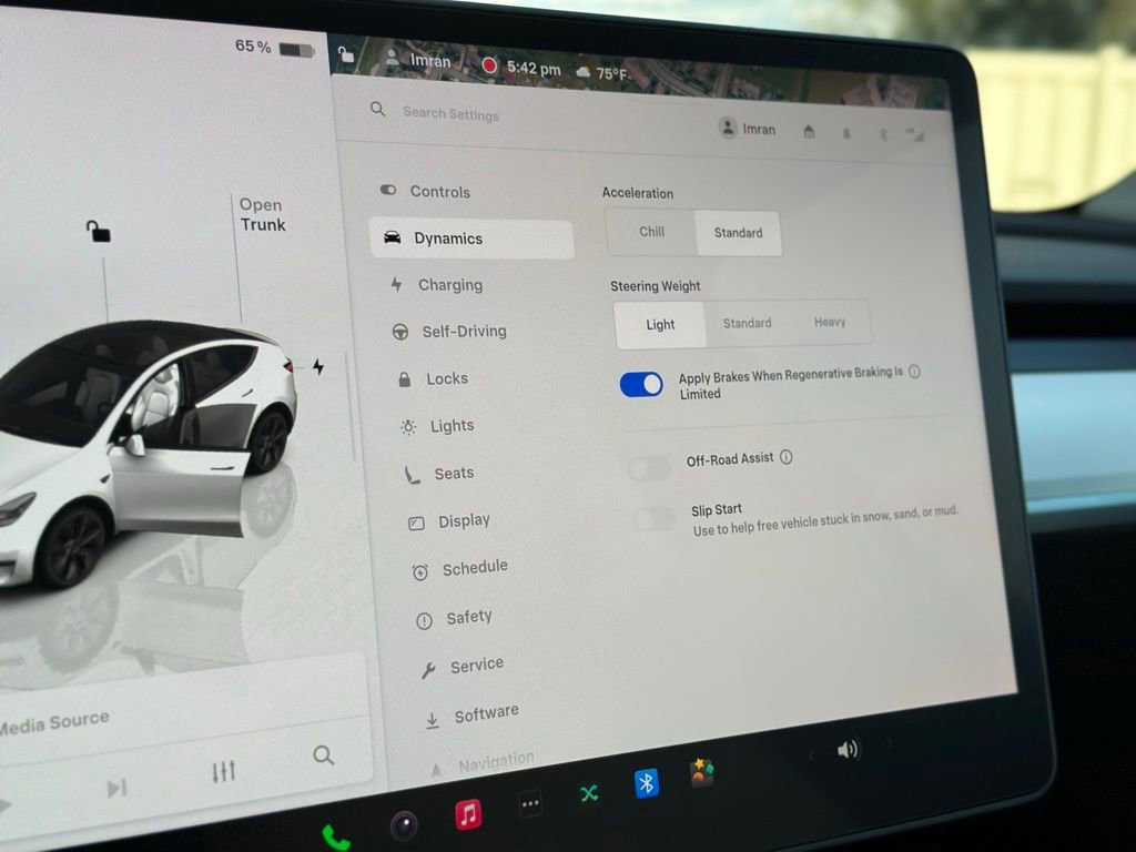 Used 2024 Tesla Model Y Long Range image 35