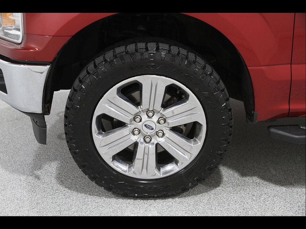 Used 2019 Ford F150 XLT w/ Equipment Group 302A Luxury AWD/4WD image 25