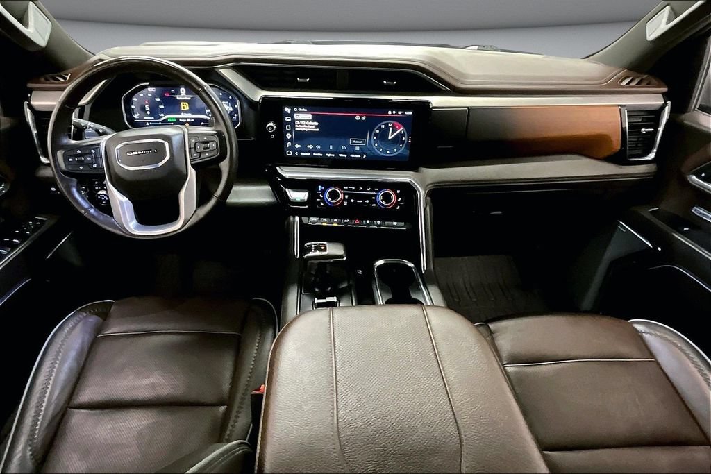 Used 2024 GMC Sierra 1500 Denali w/ Technology Package AWD/4WD image 8