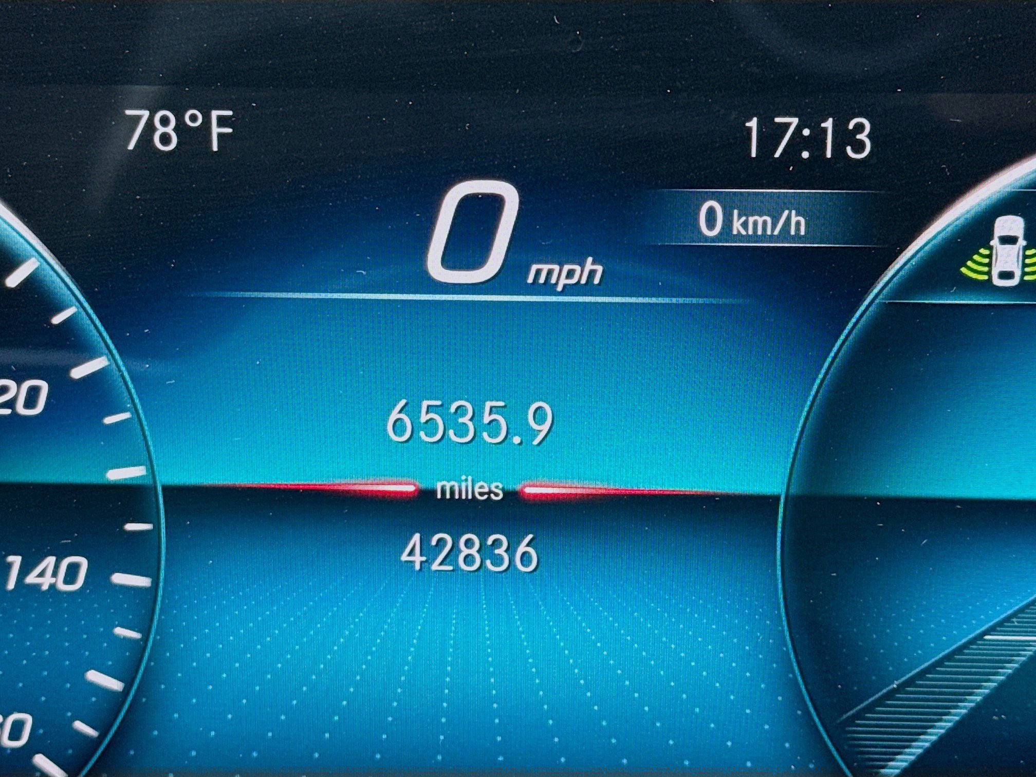 Used 2021 Mercedes-Benz GLB 250 image 8