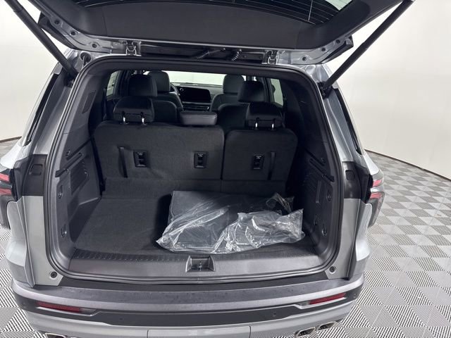 New 2026 Chevrolet Traverse LT AWD/4WD image 14