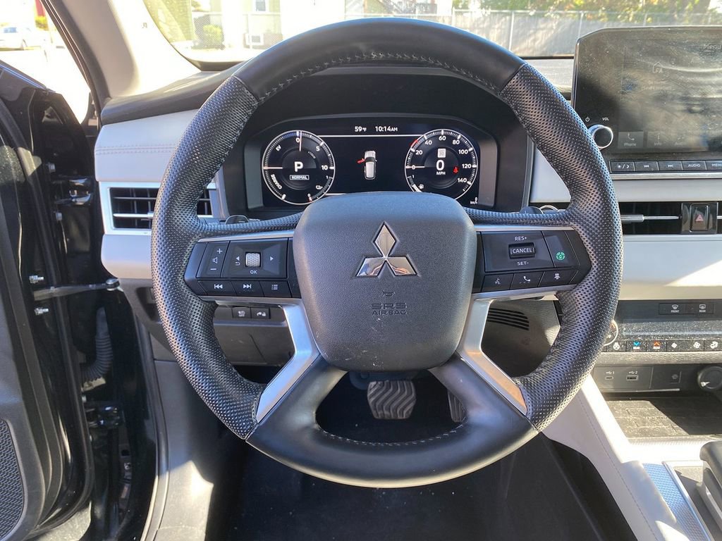 Used 2023 Mitsubishi Outlander SEL image 15