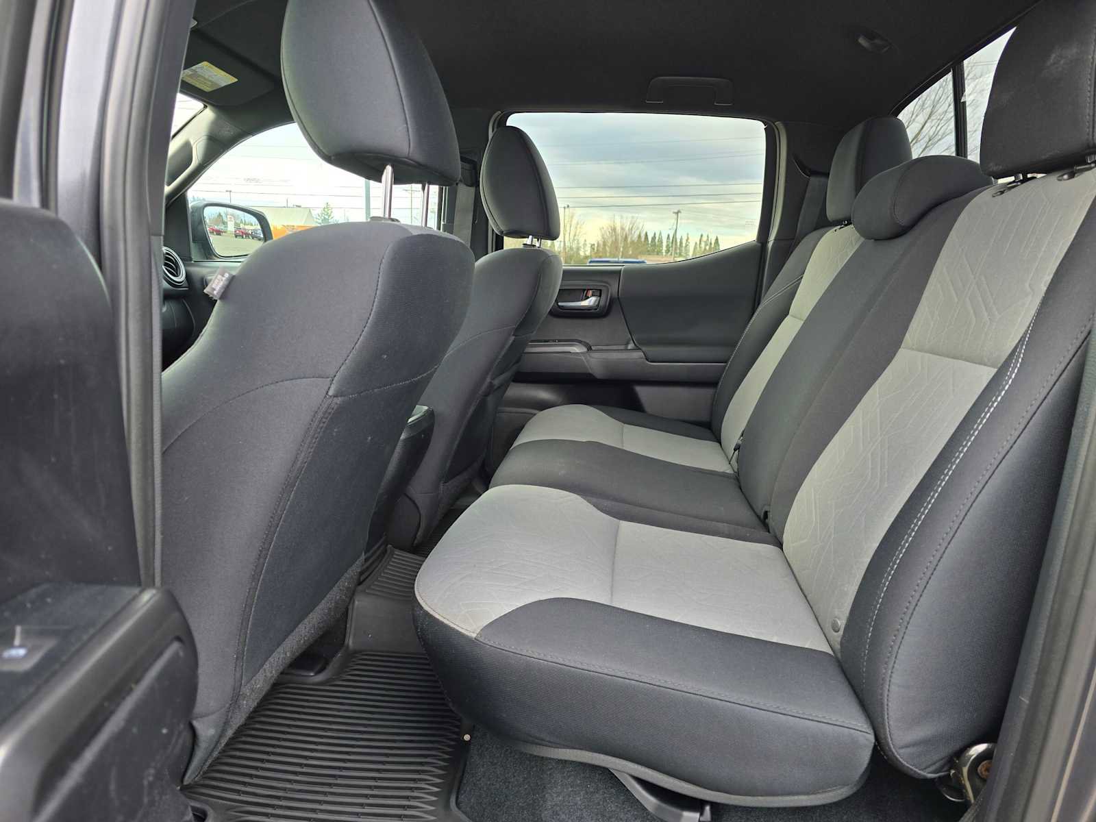 Used 2021 Toyota Tacoma TRD Sport w/ Technology Package image 20