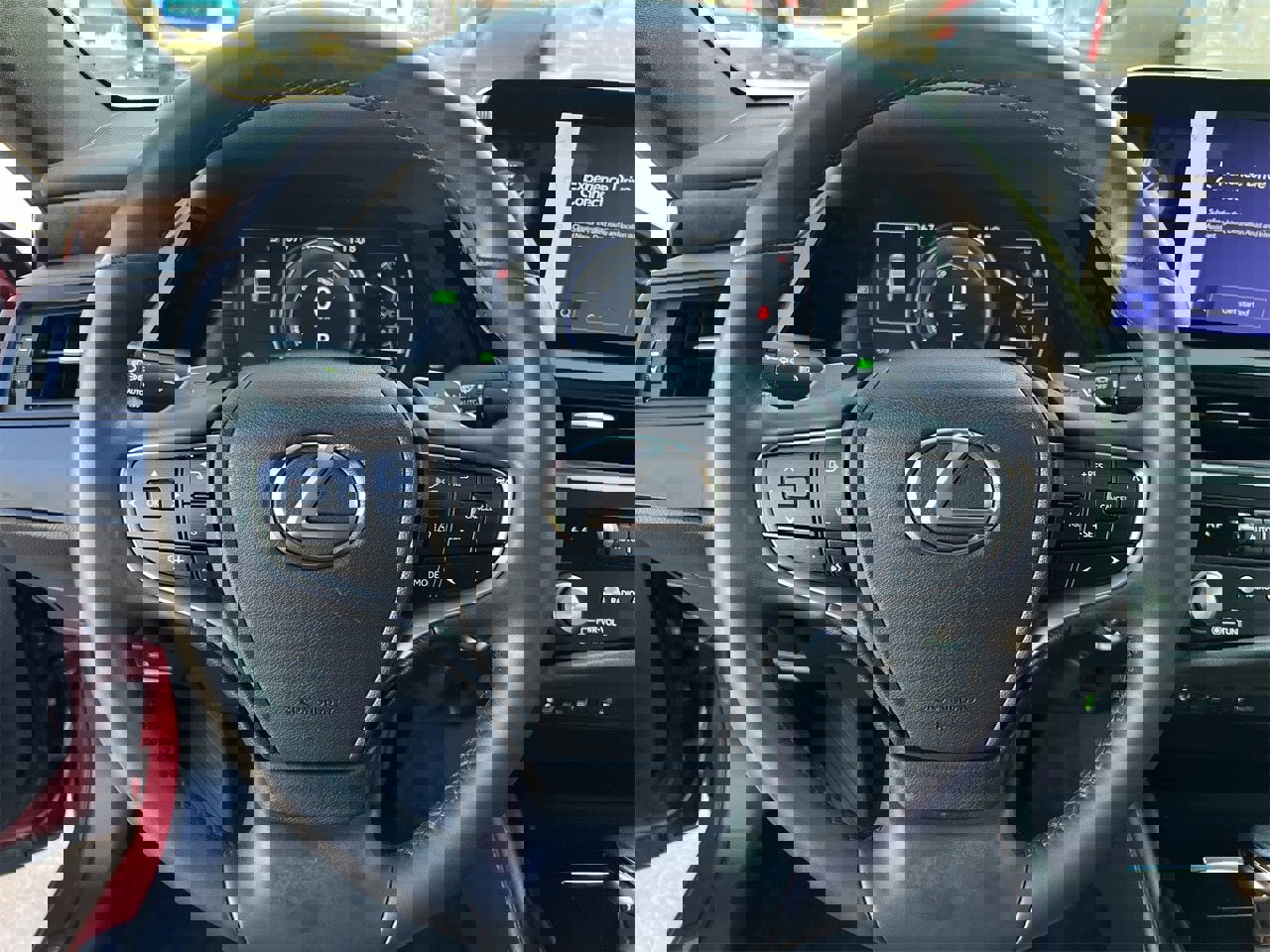 Used 2023 Lexus ES 300h w/ Premium Package image 10