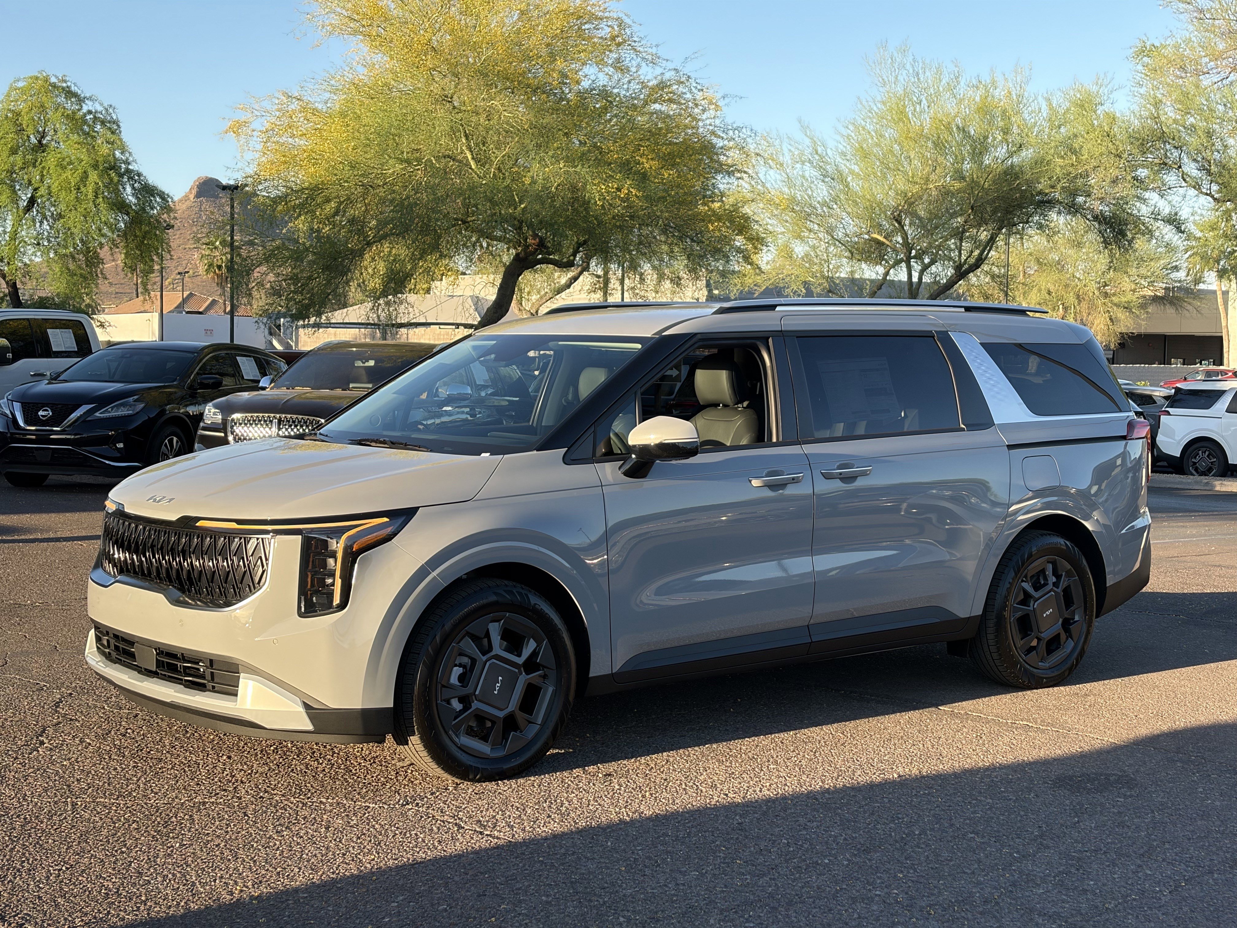 New 2026 Kia Carnival EX image 6