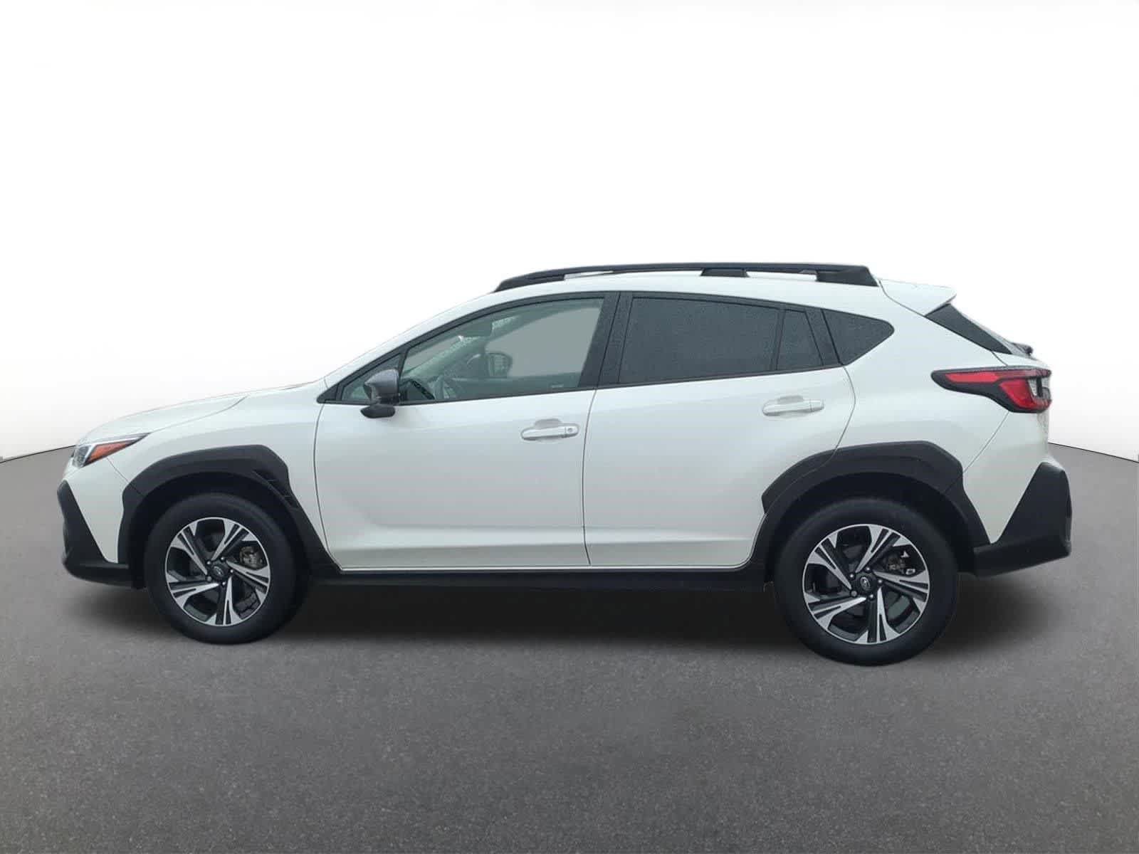 Used 2024 Subaru Crosstrek 2.0i Premium AWD/4WD image 3