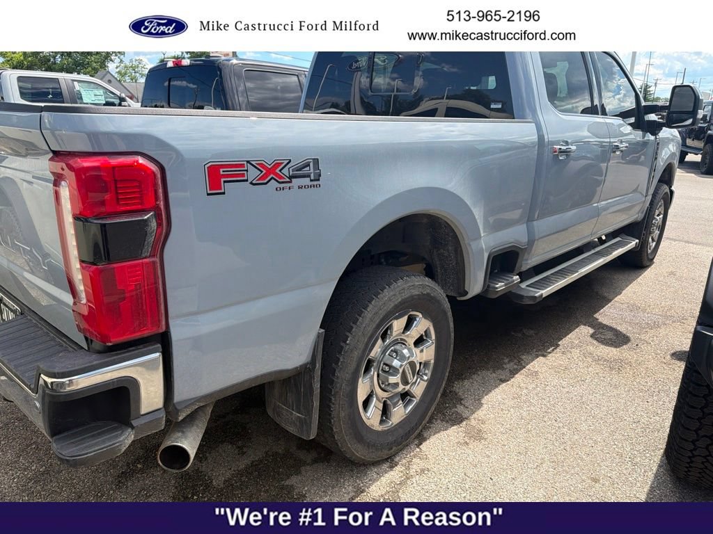 Used 2025 Ford F350 Lariat w/ Chrome Package AWD/4WD image 7