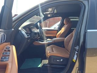 Used 2023 BMW X5 sDrive40i w/ Premium Package image 6
