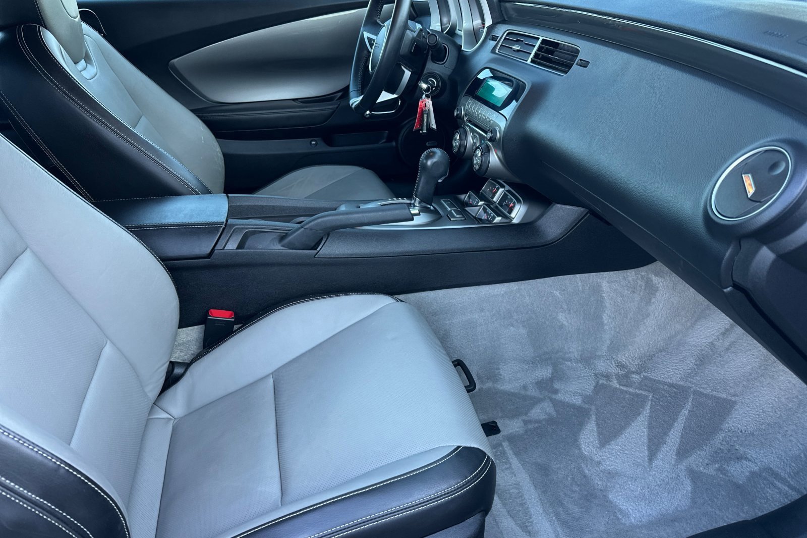 Used 2010 Chevrolet Camaro SS w/ RS Package image 13