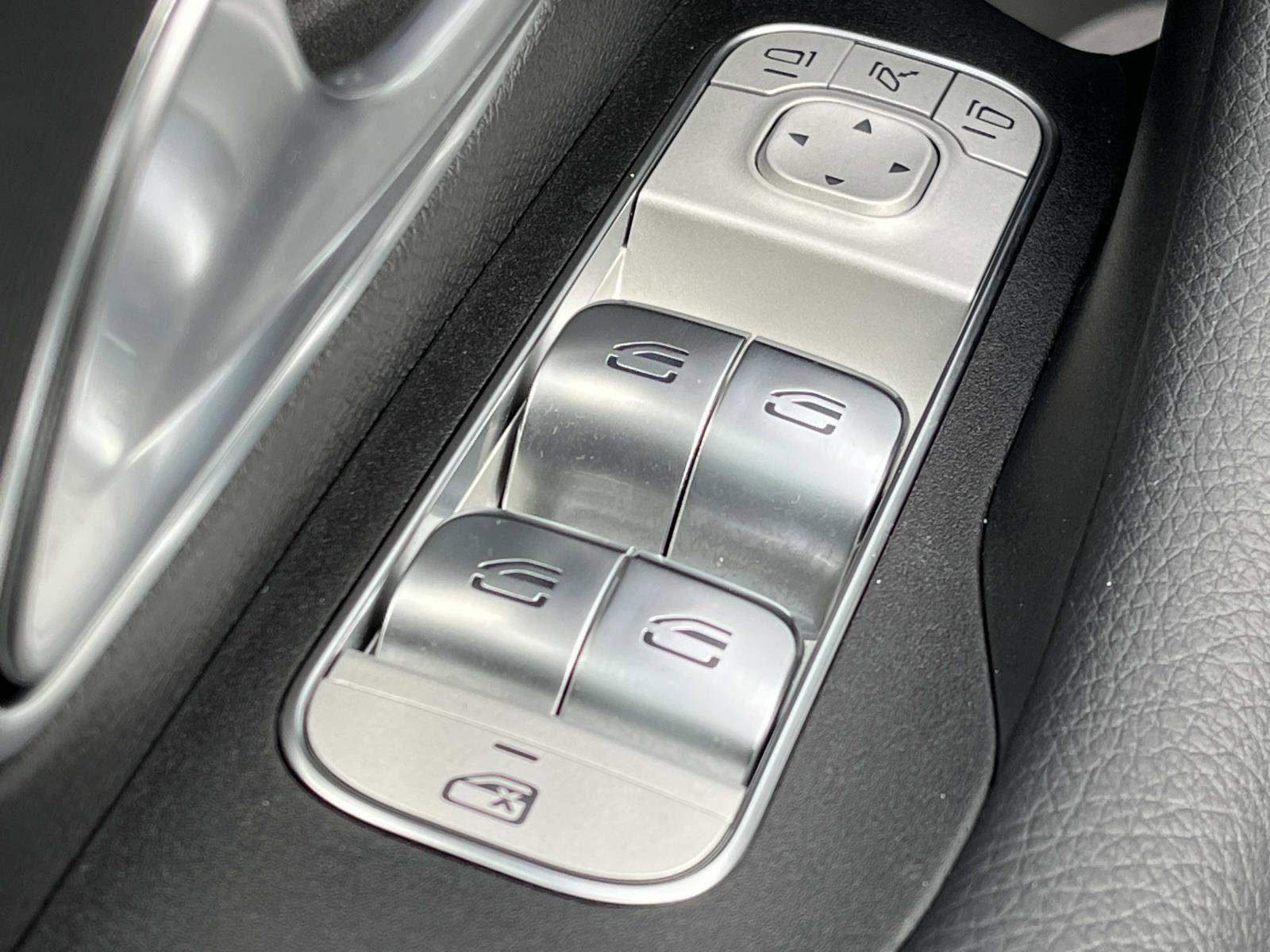 Certified 2026 Mercedes-Benz GLS 450 4MATIC image 21