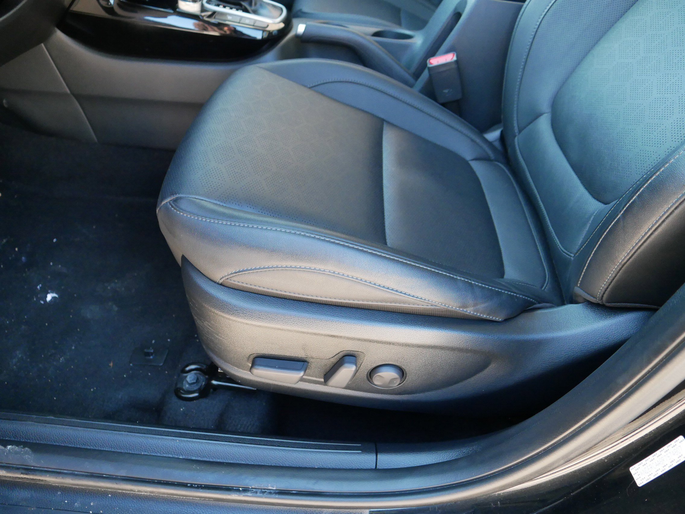 Certified 2024 Kia Seltos EX image 20