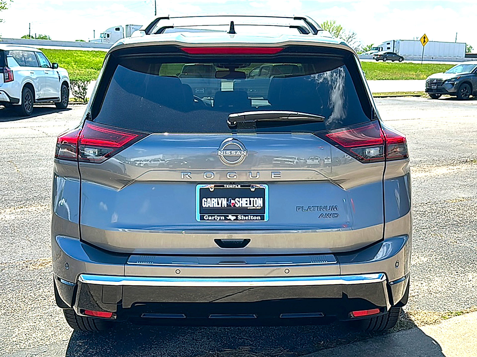 New 2026 Nissan Rogue Platinum AWD/4WD image 7