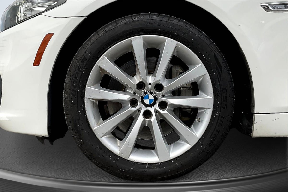 Used 2016 BMW 535i Sedan RWD image 9