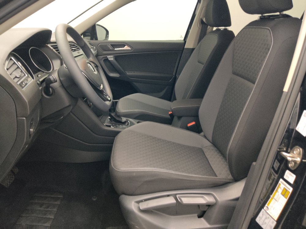 Used 2021 Volkswagen Tiguan S FWD image 17