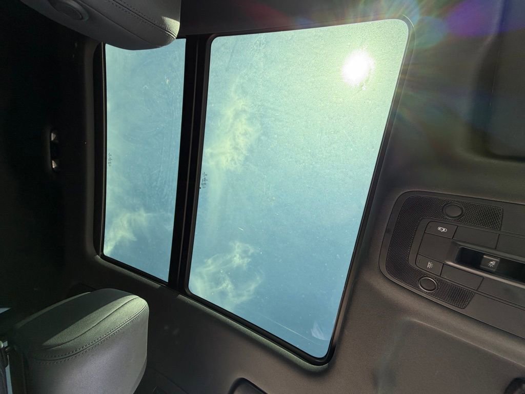 Used 2021 Audi Q3 2.0T Premium AWD/4WD image 12