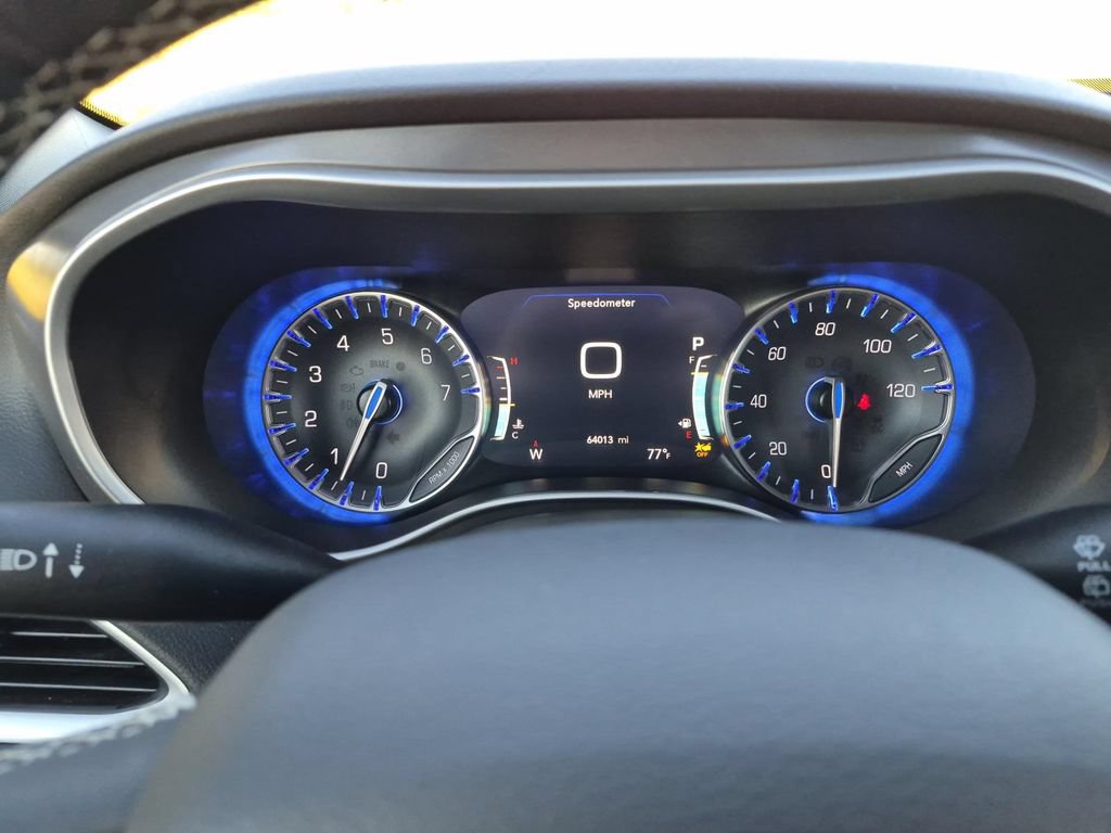 Used 2025 Chrysler Pacifica Select FWD image 22