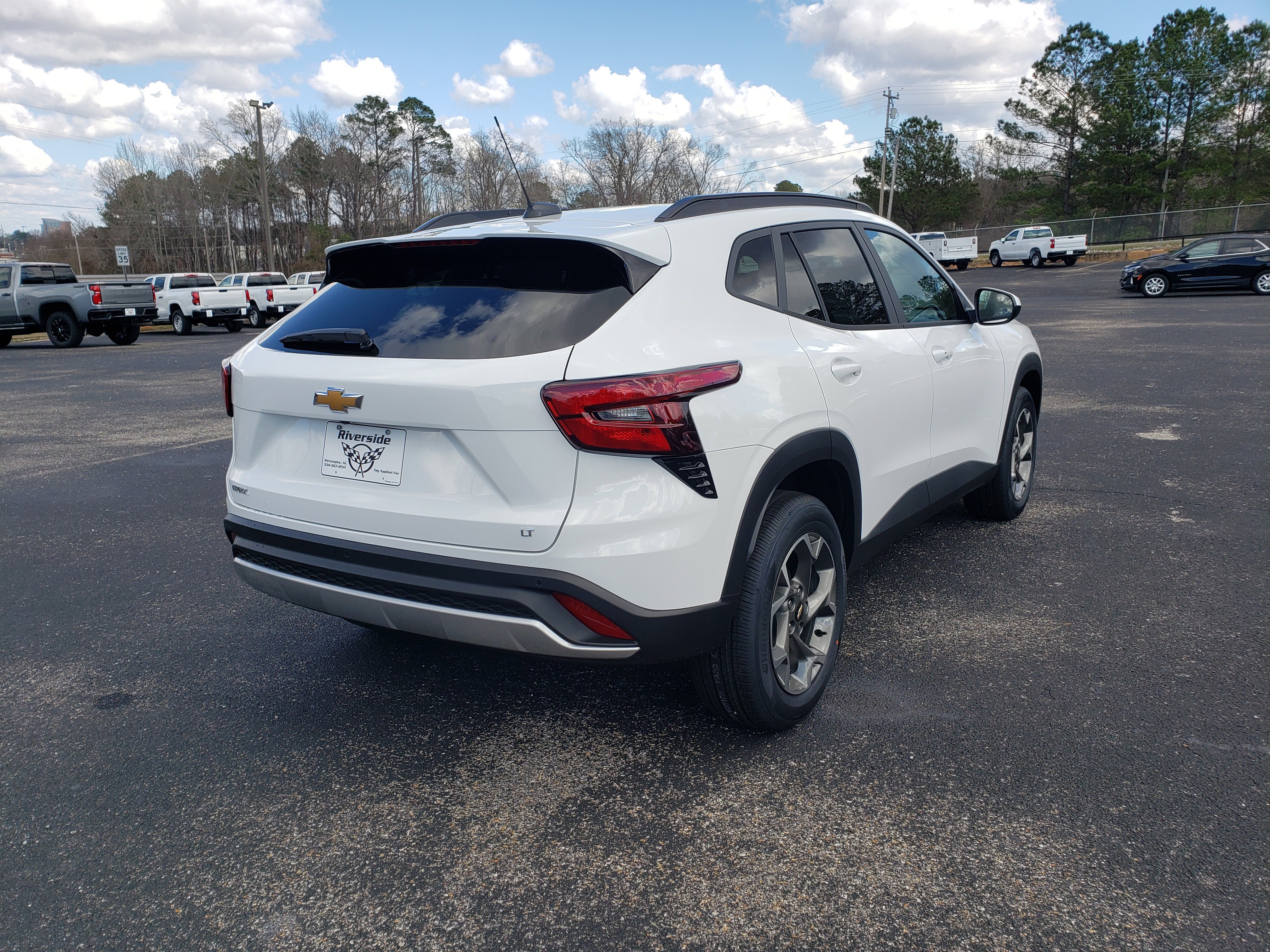 New 2026 Chevrolet Trax LT image 3