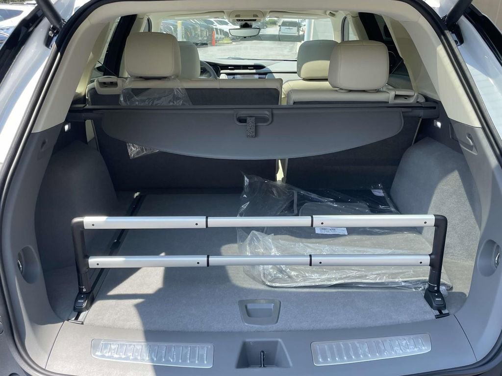 New 2025 Cadillac XT5 Premium Luxury w/ Technology Package image 10