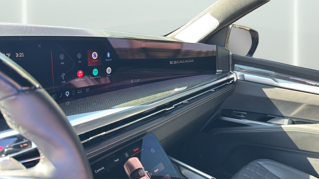 Certified 2025 Cadillac Escalade V AWD/4WD image 16