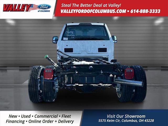 New 2025 Ford F550 4x4 Regular Cab Super Duty image 4