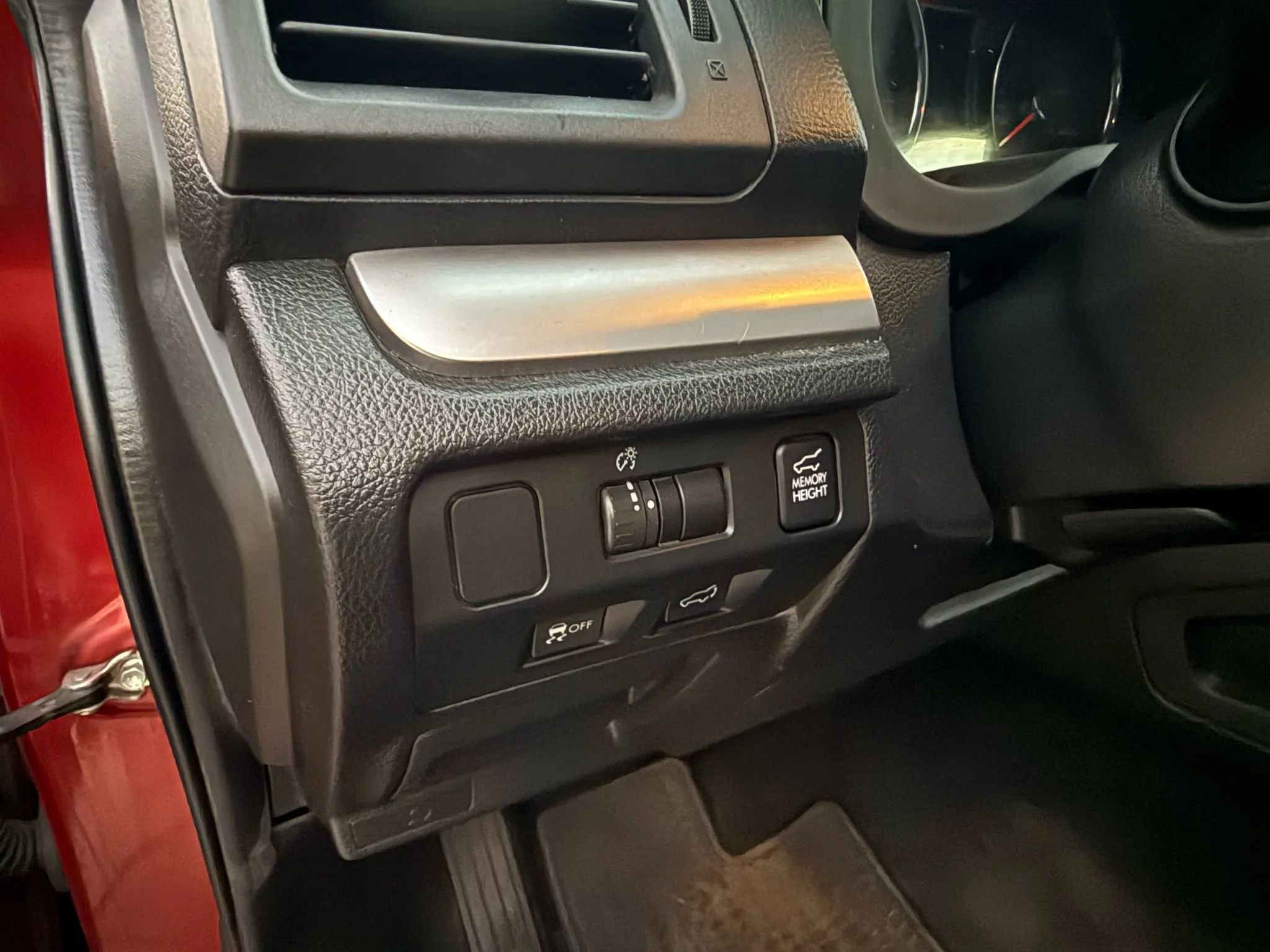 Used 2014 Subaru Forester 2.0XT Touring image 12