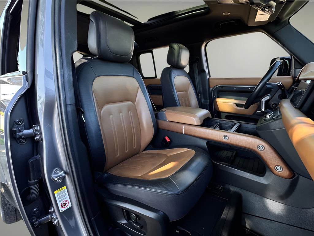 Used 2020 Land Rover Defender 110 X image 23