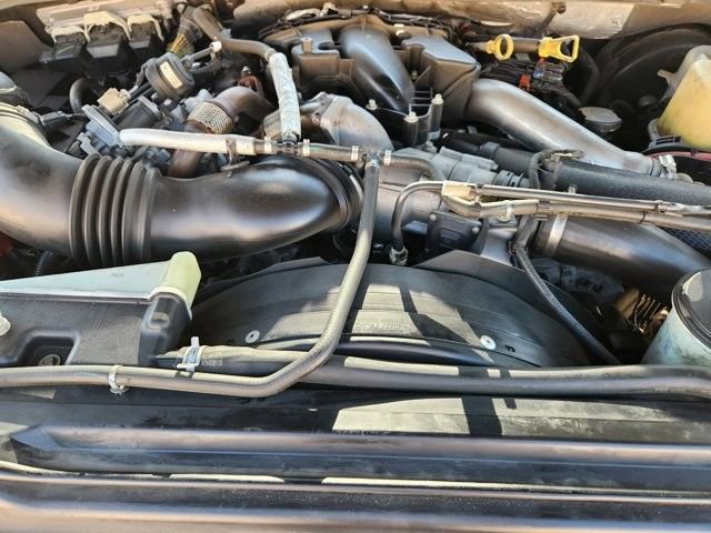 Used 2019 Ford F250 Platinum w/ Platinum Ultimate Package AWD/4WD image 31