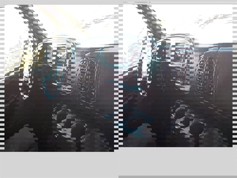 Used 2002 Dodge B1500 image 17