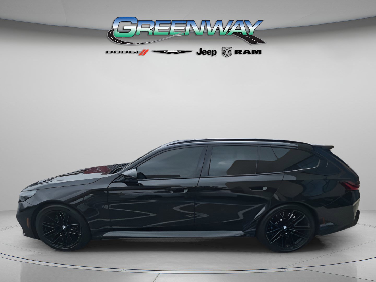 Used 2026 BMW M5 Touring AWD/4WD image 4