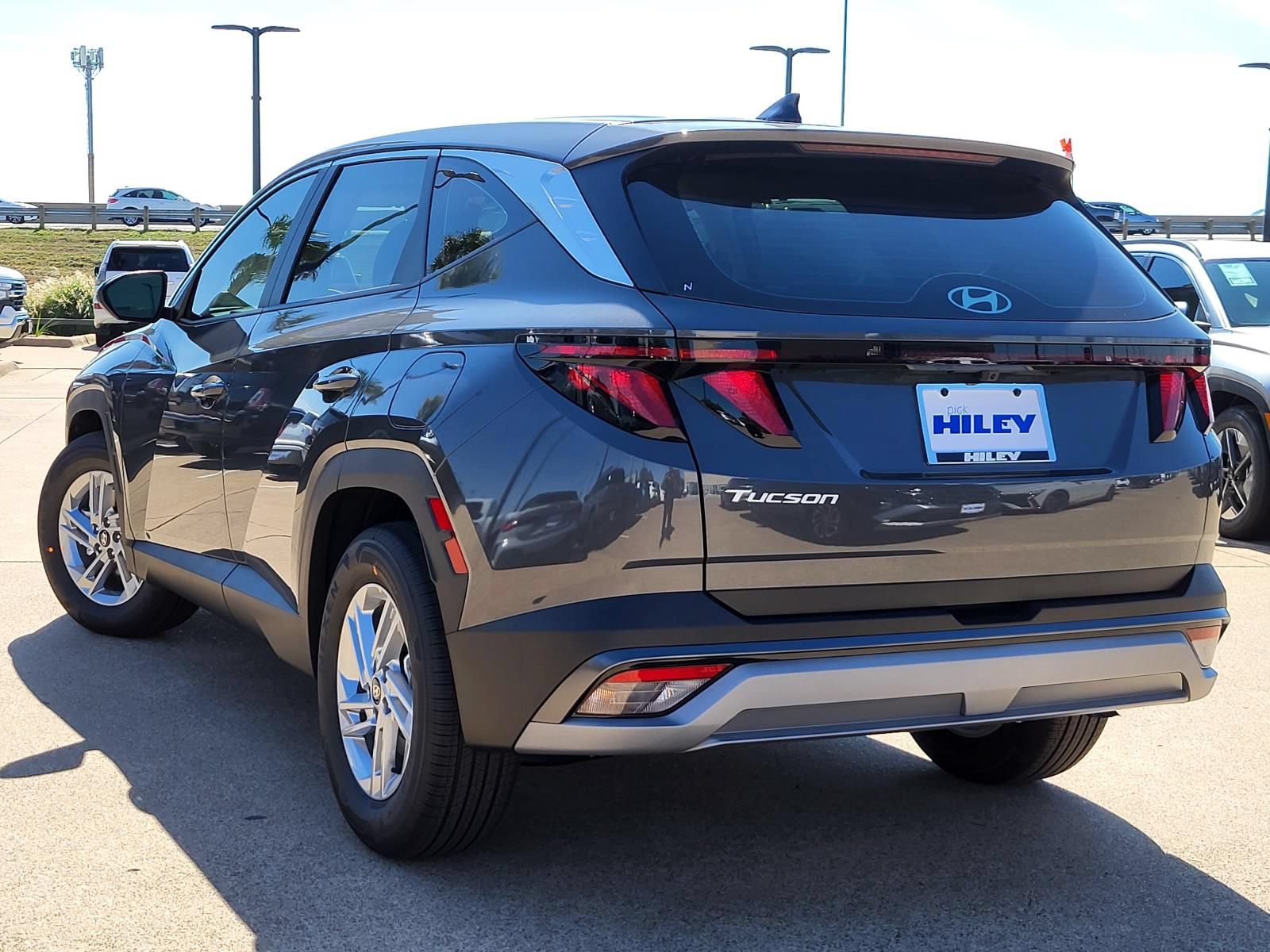 New 2026 Hyundai Tucson SE FWD image 3