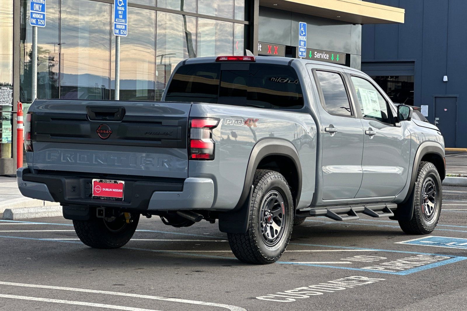 New 2026 Nissan Frontier PRO-4X w/ Pro Premium Package image 4