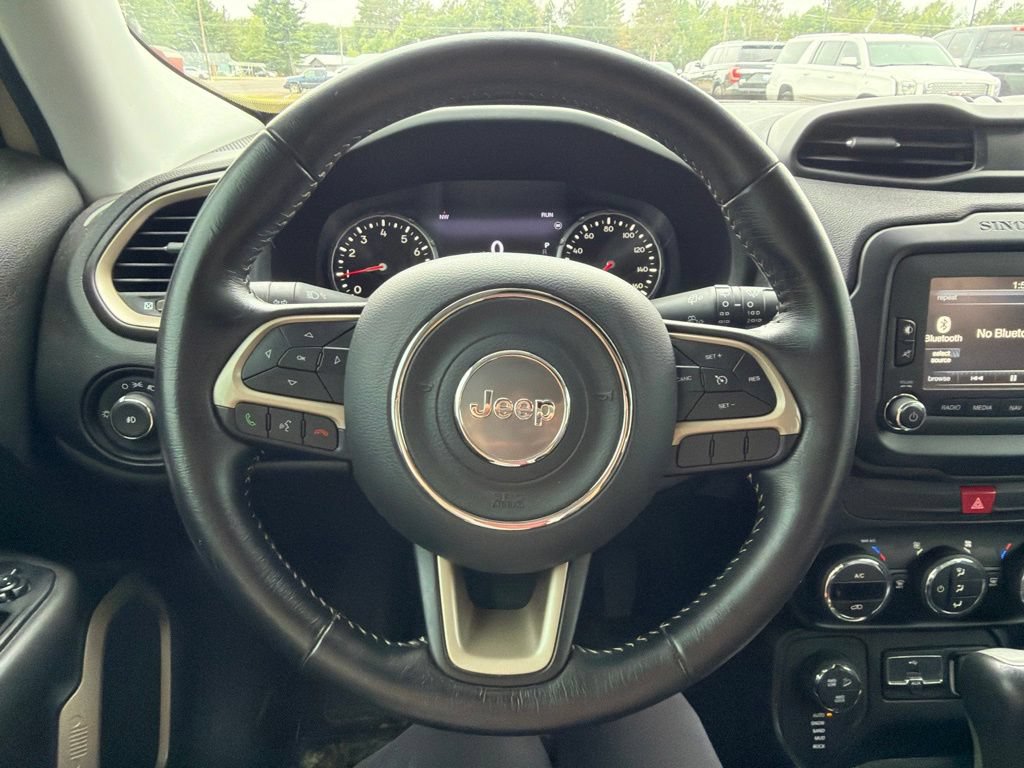 Used 2017 Jeep Renegade Trailhawk AWD/4WD image 20