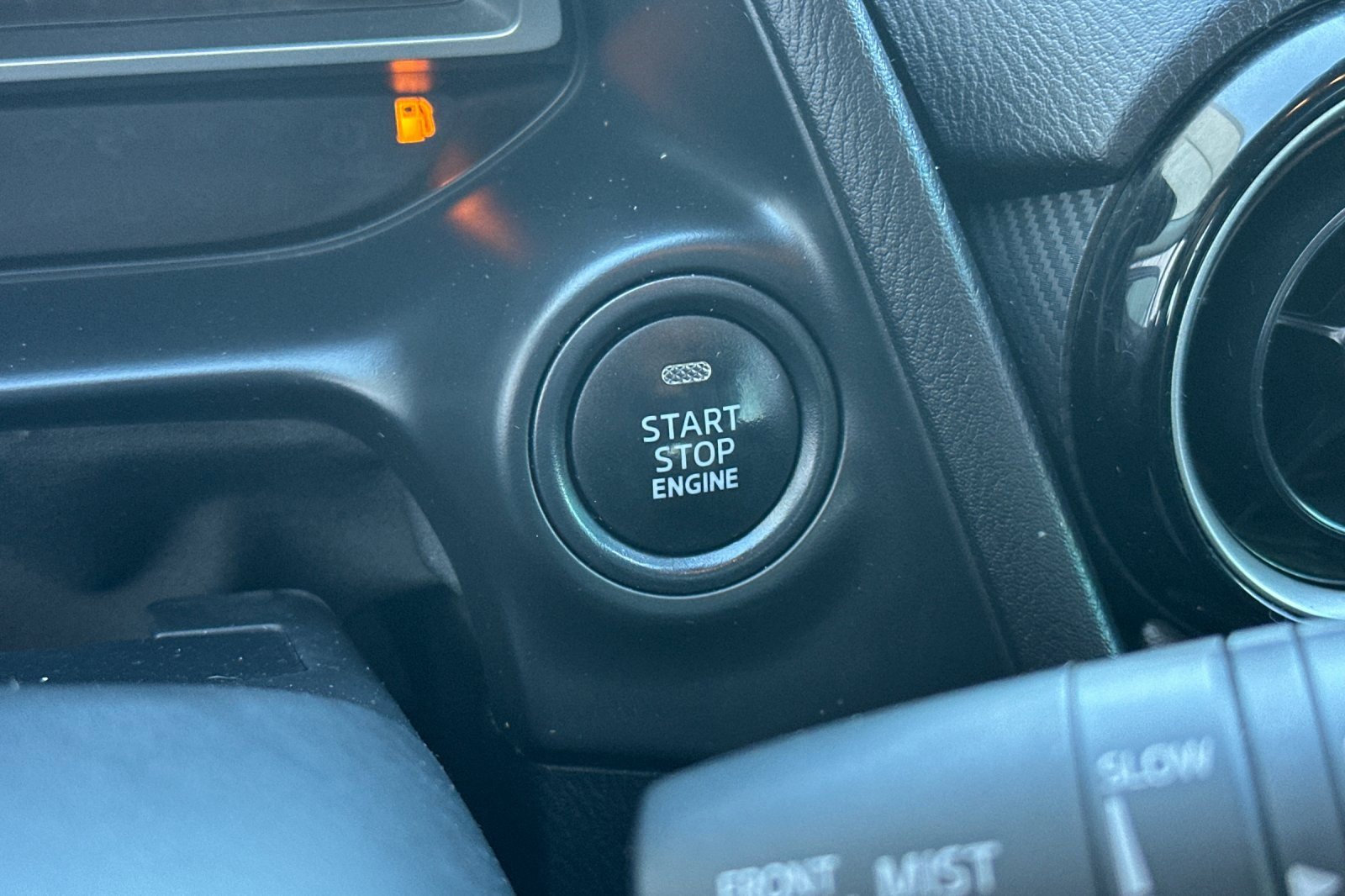 Used 2020 Toyota Yaris LE image 24