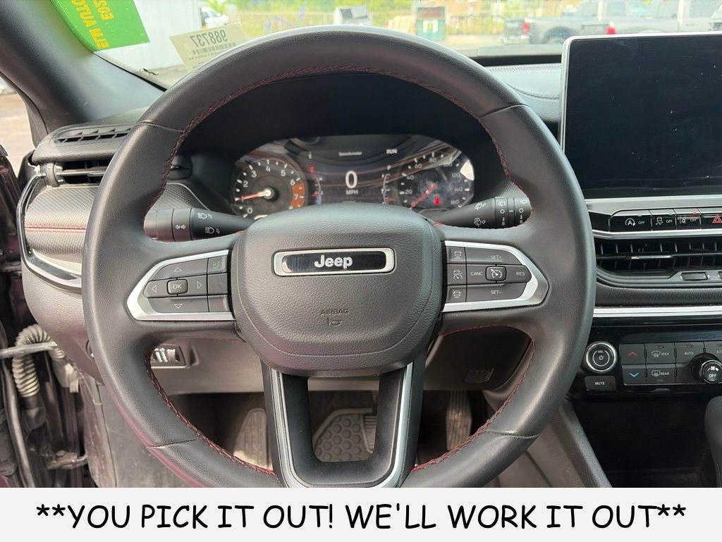 Used 2024 Jeep Compass Trailhawk AWD/4WD image 14